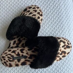 Victoria's Secret Leopard and Black Fur Slippers